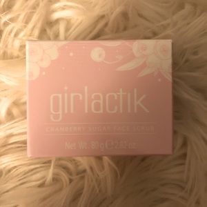 🔴6 for$12🔴Brand new Face Scrub!